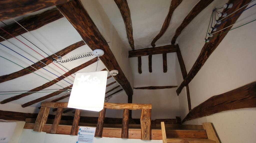 1928 Suimmaru Hanok Guesthouse Jeonju Kamer foto