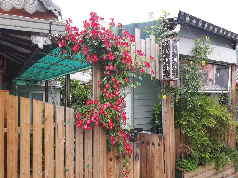 1928 Suimmaru Hanok Guesthouse Jeonju Buitenkant foto