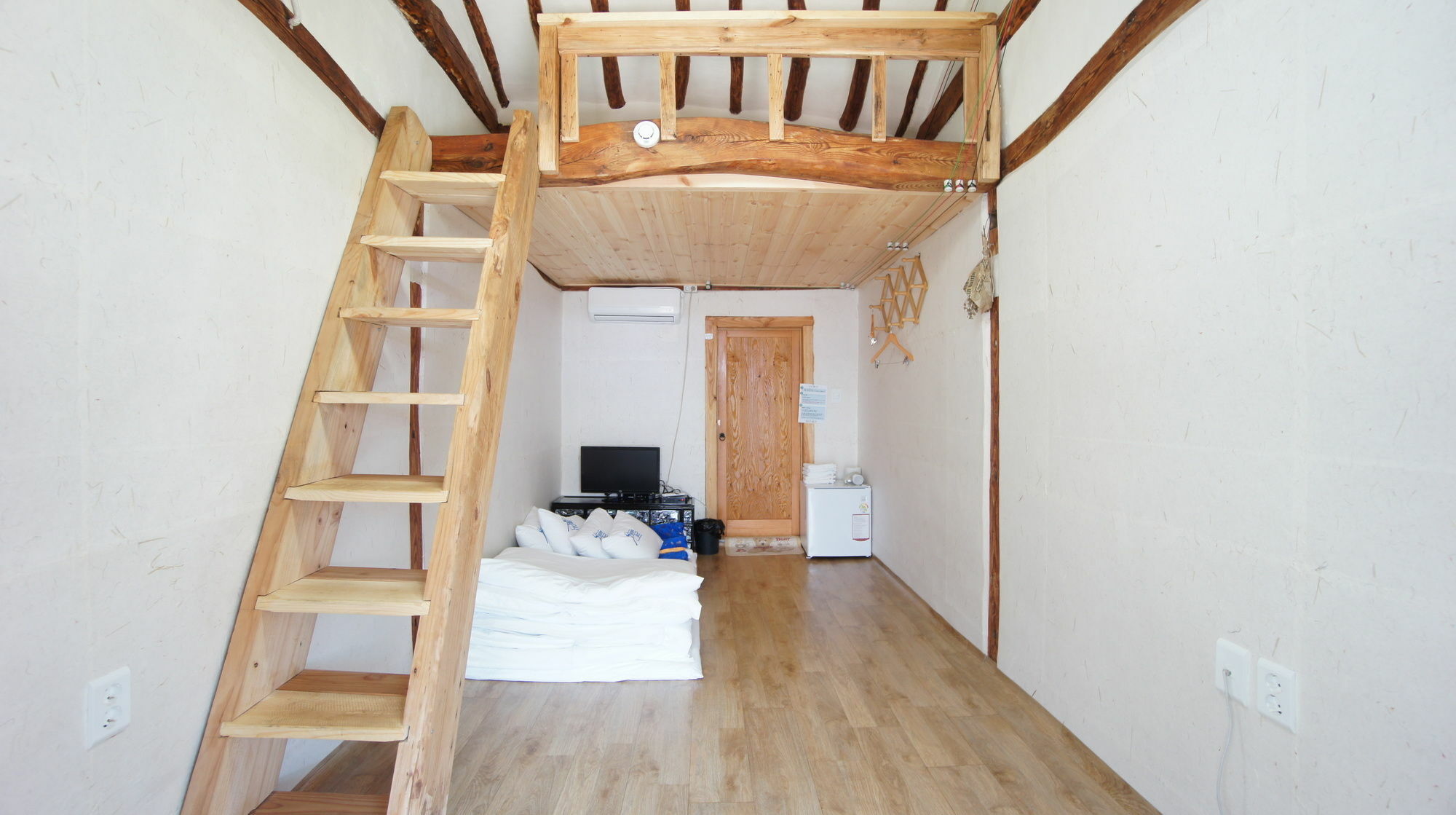 1928 Suimmaru Hanok Guesthouse Jeonju Buitenkant foto