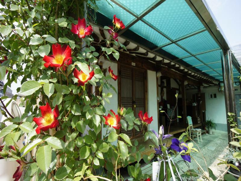 1928 Suimmaru Hanok Guesthouse Jeonju Buitenkant foto